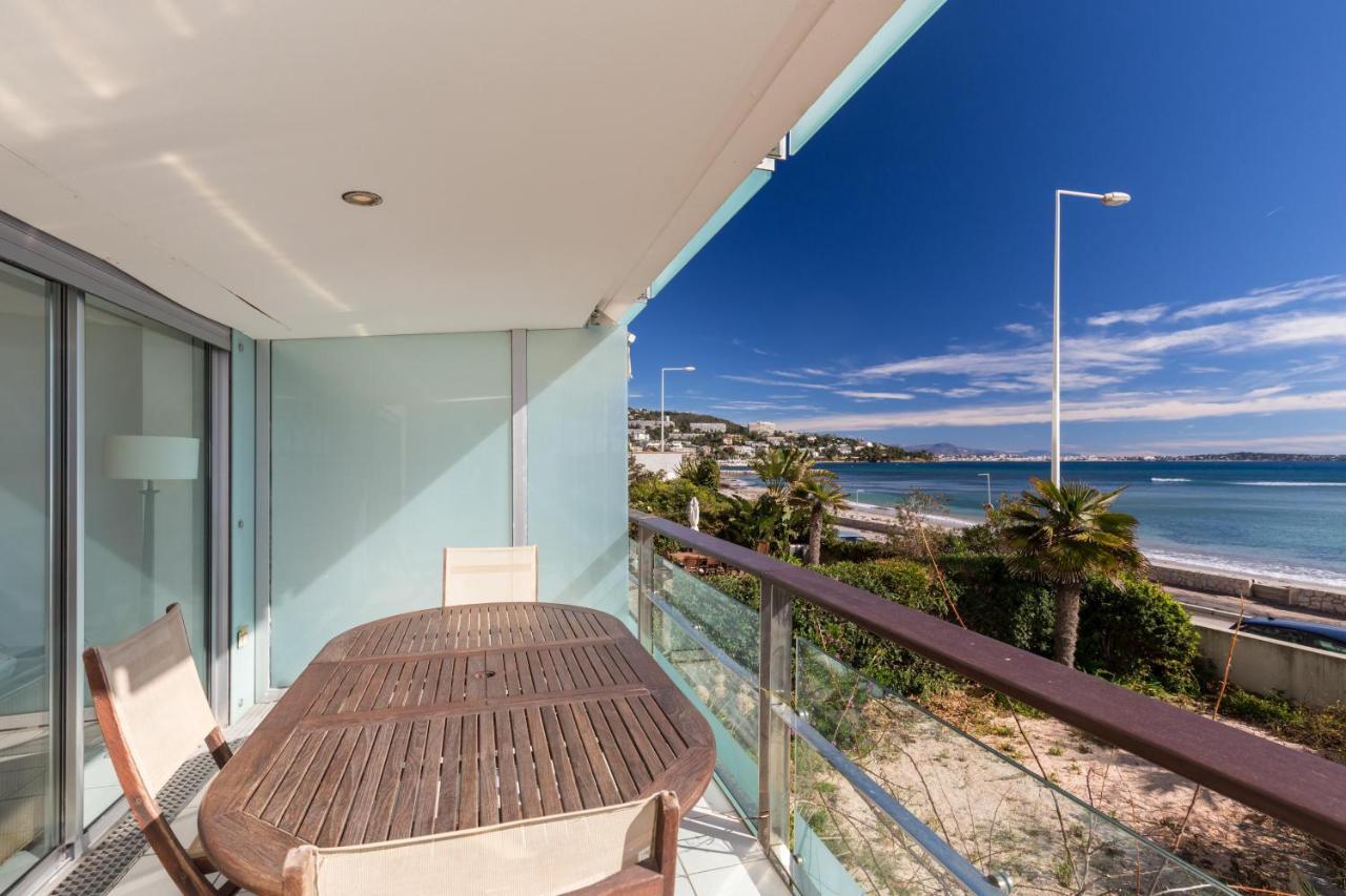 Bright Two Bedroomed Apartment On The Beach In Cannes With Huge Terrace With Fabulous Sea Views - 2001 Eksteriør bilde